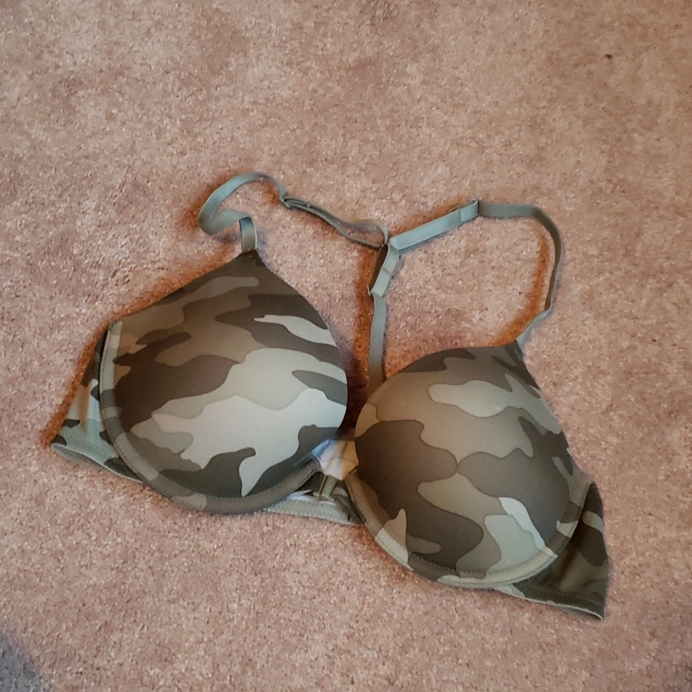 Pink Victoria's secret bra